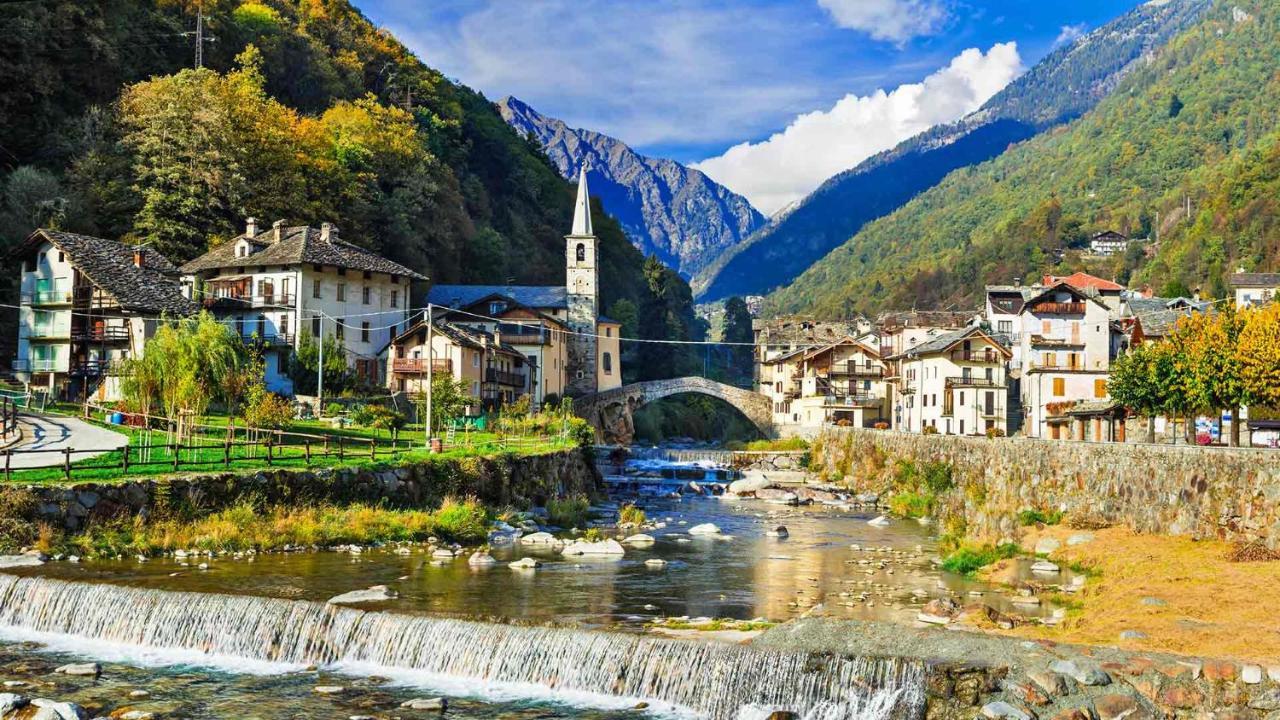 La Lupa Apartment - In The Heart Of Aosta With Car Box Экстерьер фото